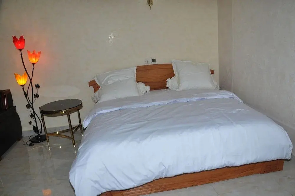 Diamond Hotel