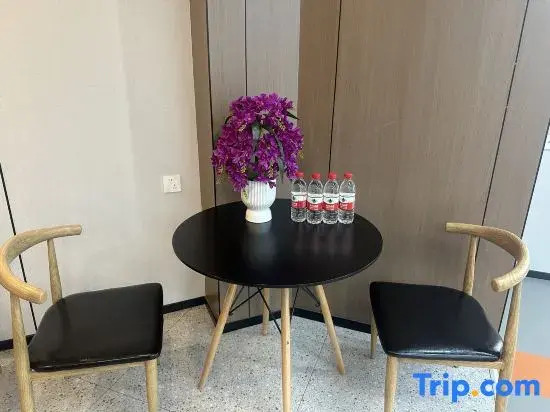 Lijia Hotel