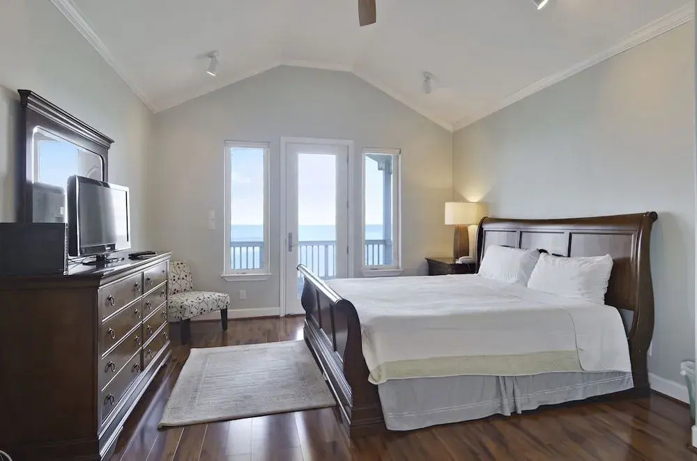 Blue Marlin 4 Br home by RedAwning