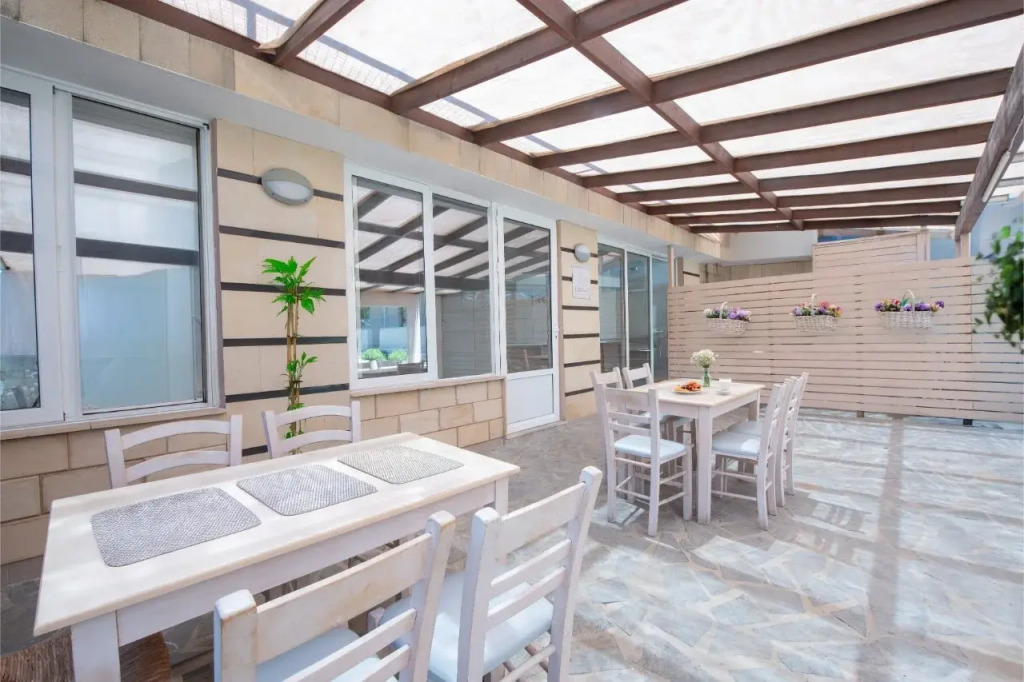 Ledras Beach Hotel