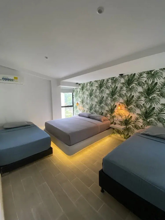 Hotel 14-04