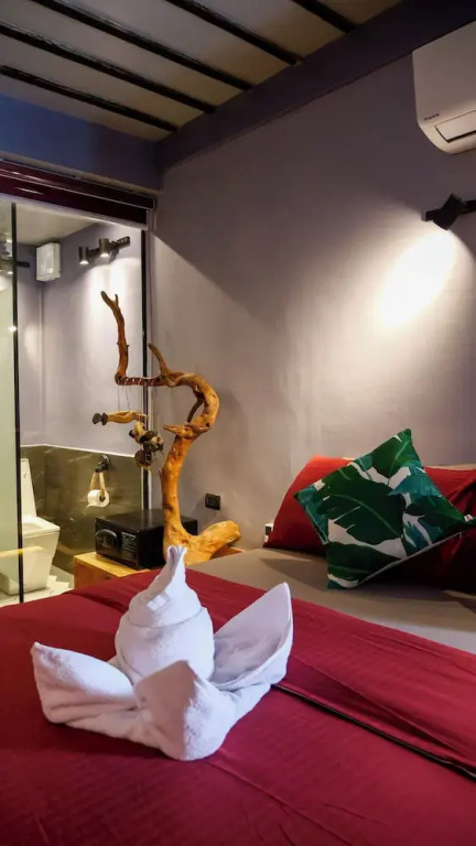 Rockinnest Hotel El Nido