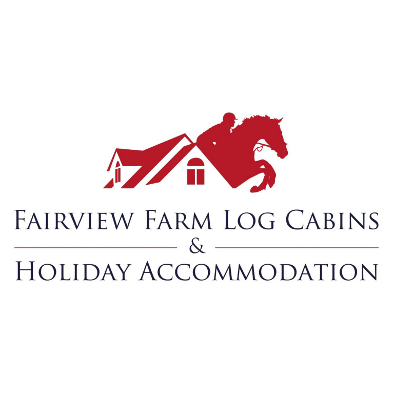 UPSIDE DOWN HOUSE - Sleeps up to 6 Guests - 2 Bathrooms,Great for Family and Friends Gatherings, Corporate events,Near Sherwood Forest at Fairview Farm in Nottingham set in 88 acres