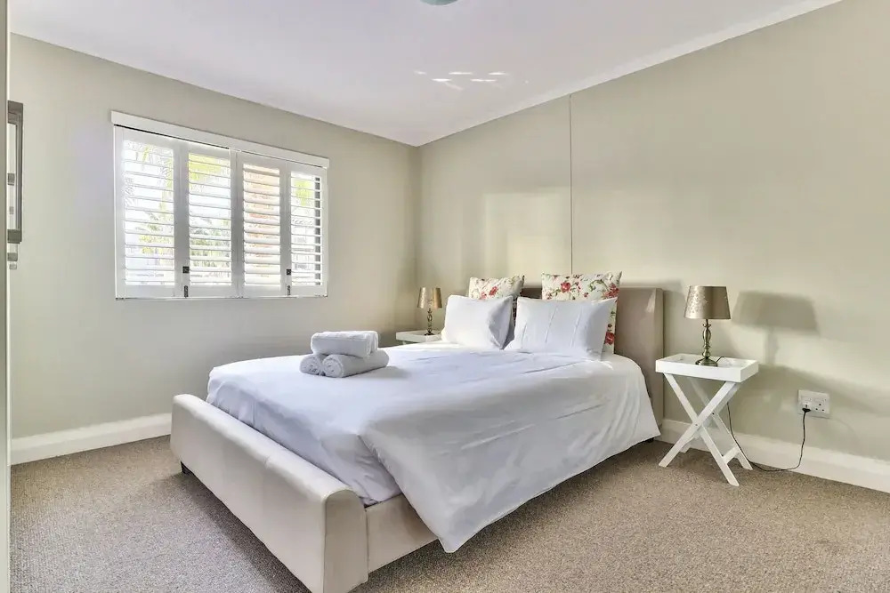 2 Bedroom Apartment in Century City