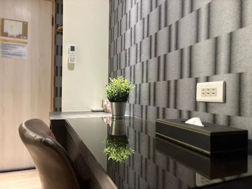 Chillax Inn 知樂愛河館