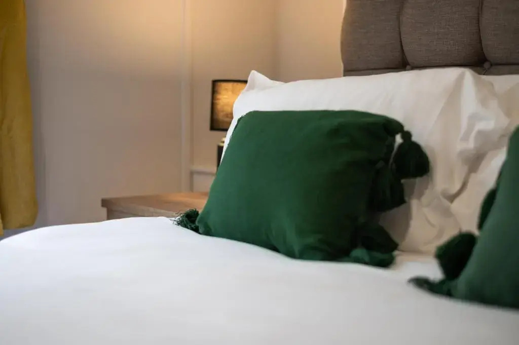 Crymlyn Accommodation - TV in Every Bedroom!