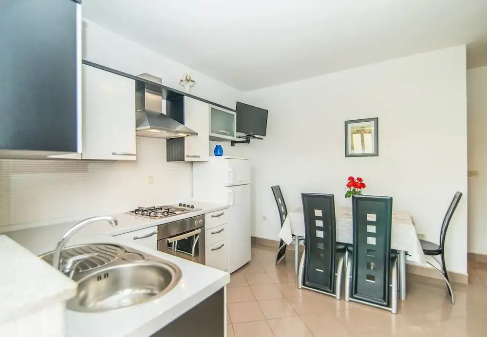 Apartments Valentić 1304