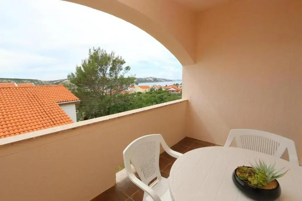 Apartments with a parking space Stara Novalja, Pag - 18860