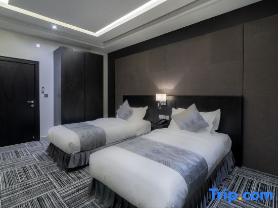 South Hotel Suites