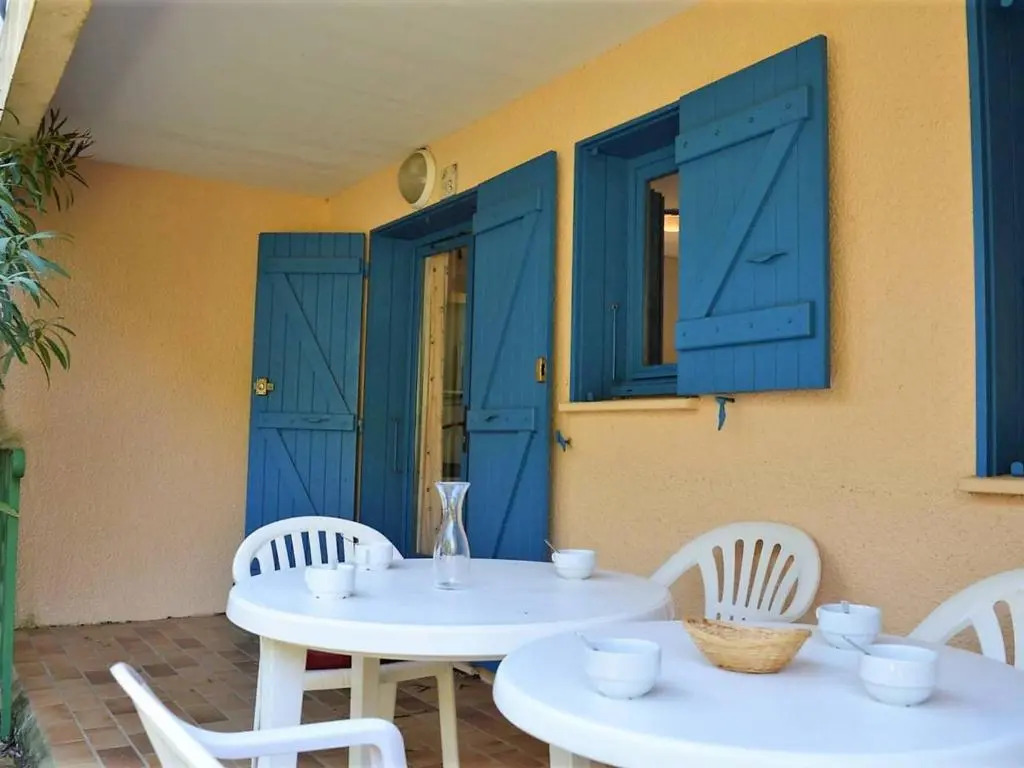 Appartement Le Lavandou, 2 pièces, 6 personnes - FR-1-251-235