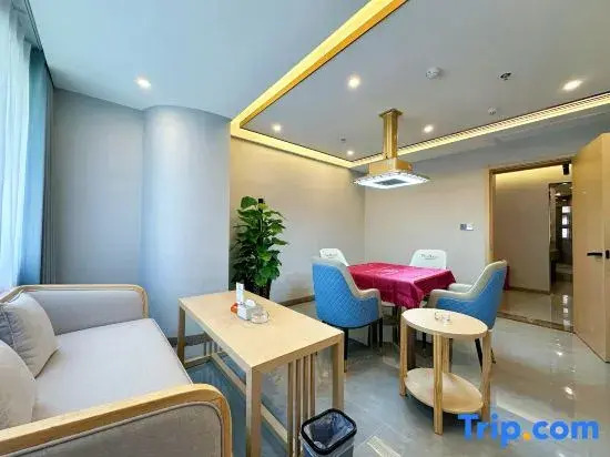 Tumadil Hotel (City Center Square Branch)