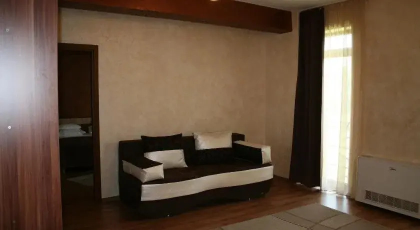Hotel Hyperion