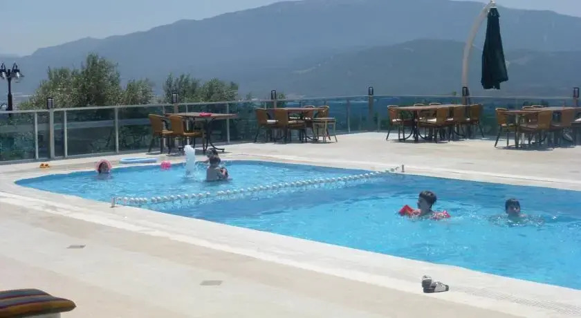 Çamaltı GardenLife Otel