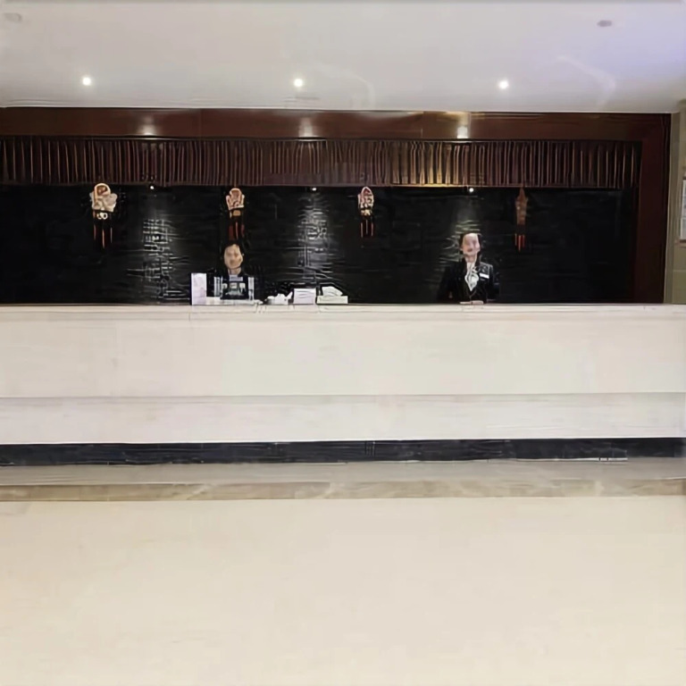 Earl Business Hotel