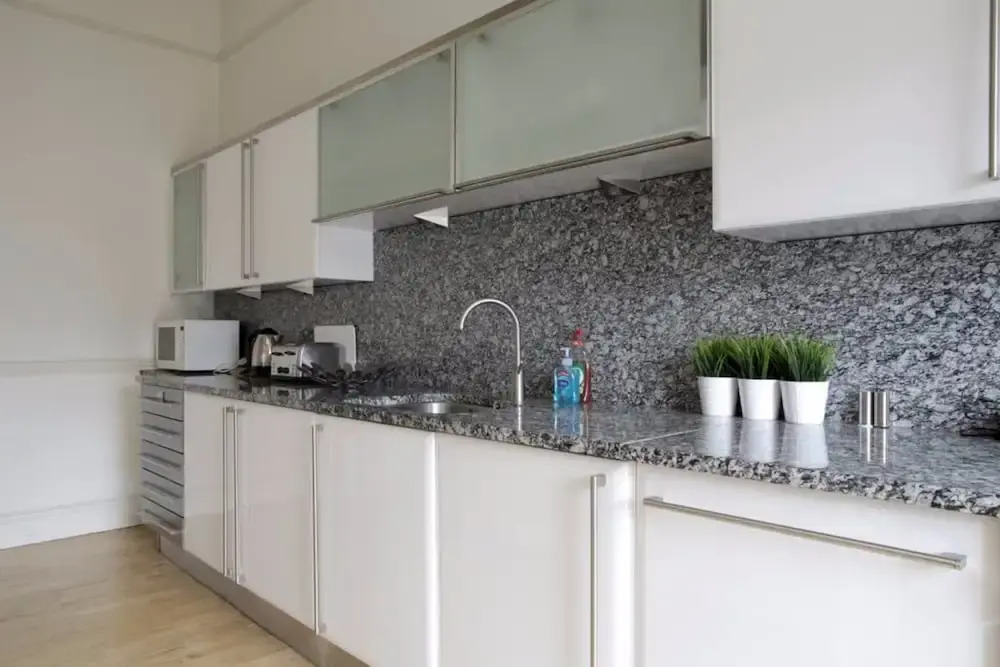 4 Bedroom Apartment In City Centre