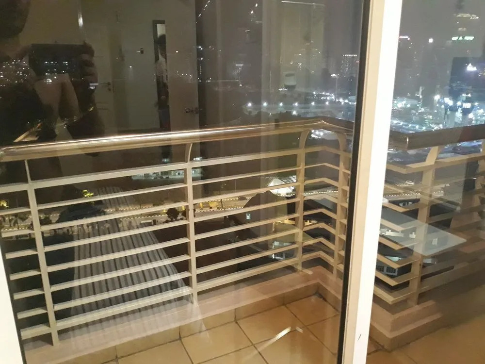 Studio Suite at Casa Mutiara 5 mins walk to LRT, Jalan Alor and Bukit Bintang