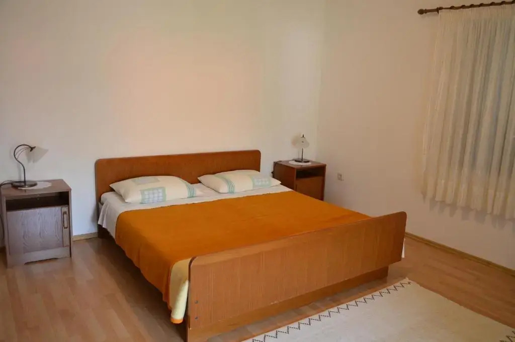 Apartments Ana