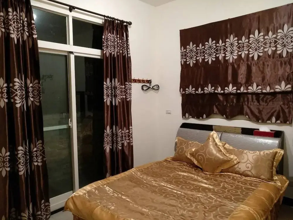 988 Homestay III