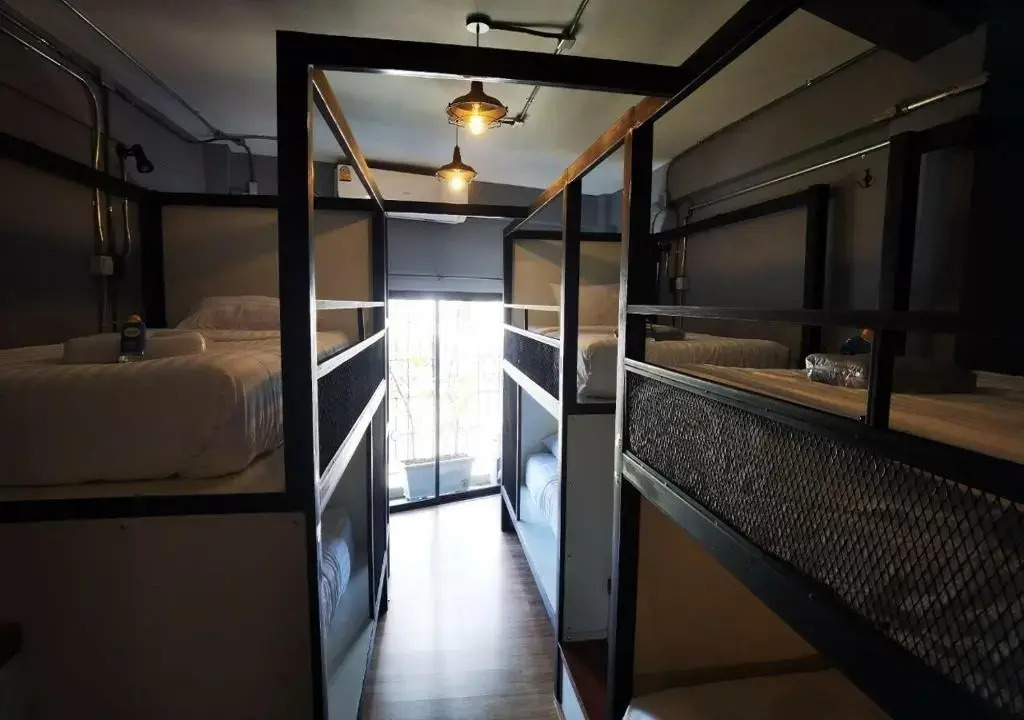 Chernchan Hostel