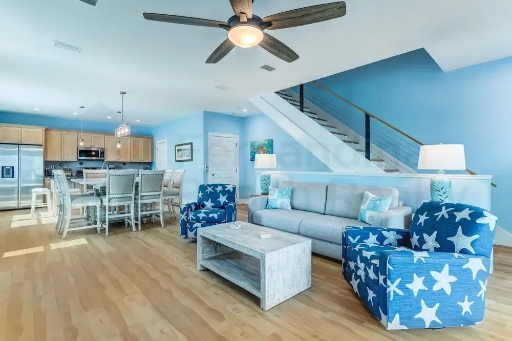 391 S Fletcher Ave C 3 Bedroom Townhouse by RedAwning