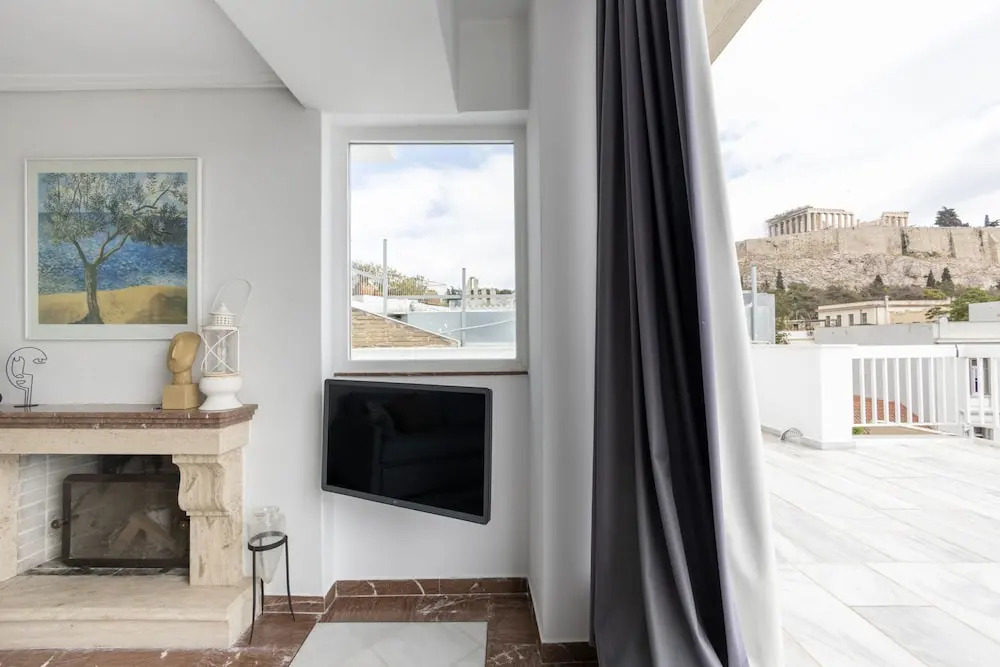 Massive 2-combo apt Unbeatable Acropolis Views 9pax