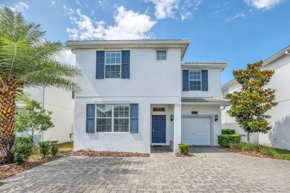 Storey Lake 6 Bedroom Beautiful Hardwood Floors 7 Villa by Redawning