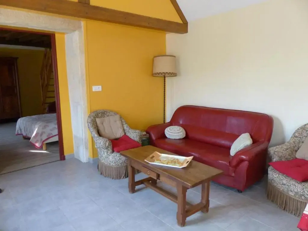 Gîte Indépendant Près de Le PAL avec Wifi et Animaux Acceptés - FR-1-489-51
