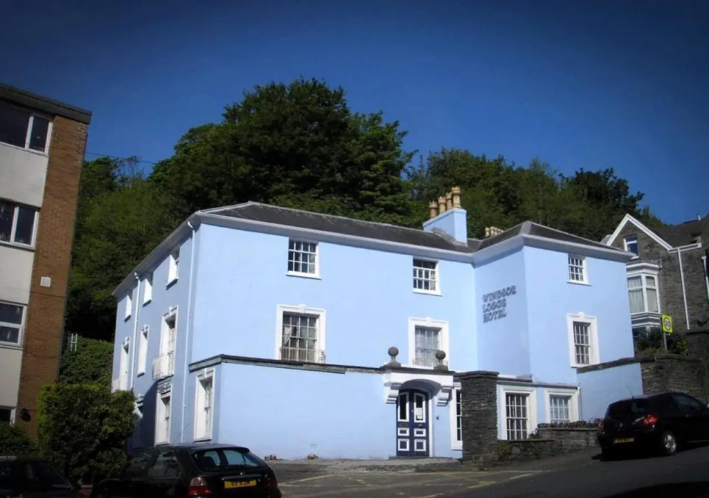 Windsor Lodge Hotel