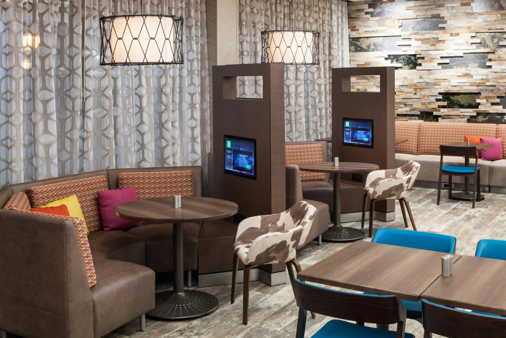 Отель Courtyard by Marriott Fort Worth Historic Stockyards