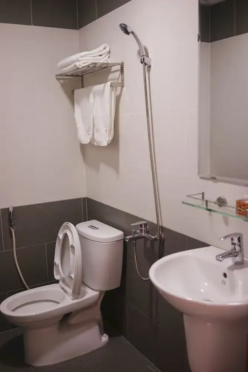 Thong Nhat Guesthouse