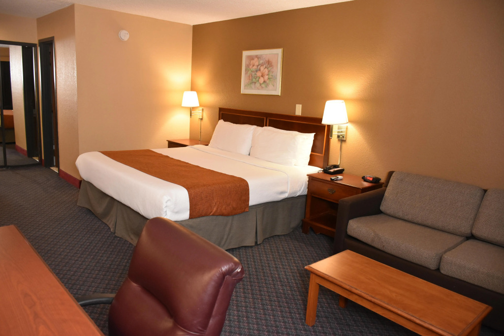 Ontario Airport Inn
