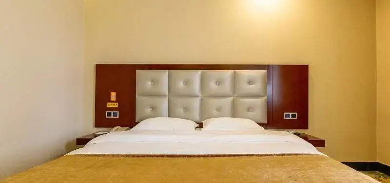 Shidai Jindian Hotel (Lanzhou Jiaojiawan Station)