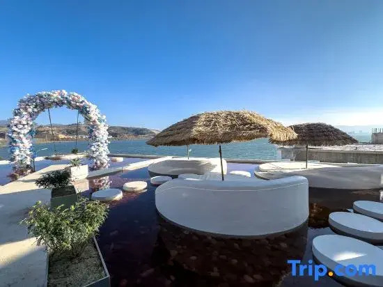 Dali  Biyue  Sea  View  Hotel（Airport store）