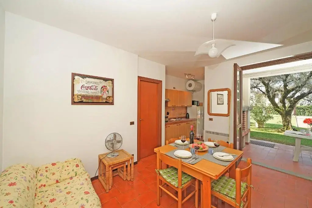 Lina s Apartment in Moniga del Garda