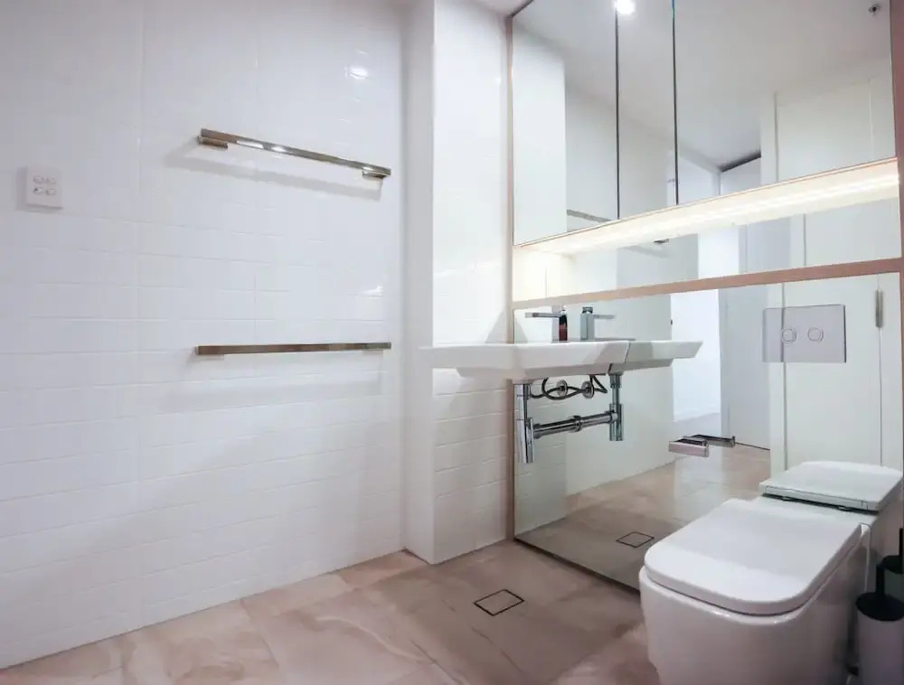 Modern Designer’s Pad