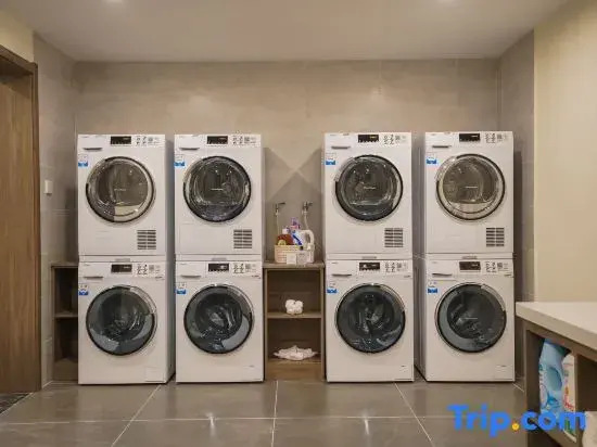 Islet holiday apartment ( Huangdao Marina College Qingyi Affiliated Hospital store)