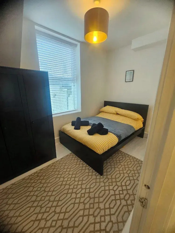 Seaside Haven Coastal Comfort 200m from the Beach
