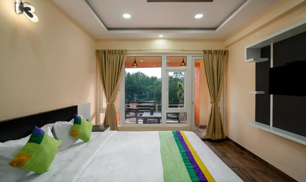Treebo Sky Vista Suites with Hill View