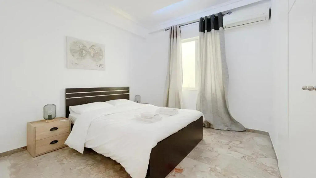 Filis Sunny 80sqm apt in Viktoria