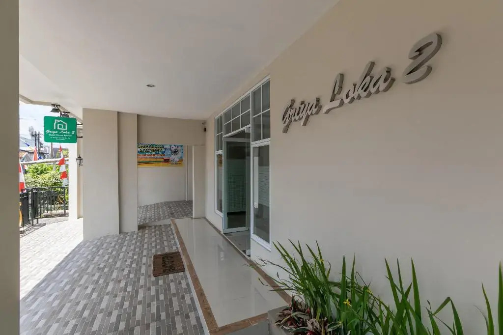 Griya Loka 2 Syariah Near Simpang Lima Mitra Reddoorz