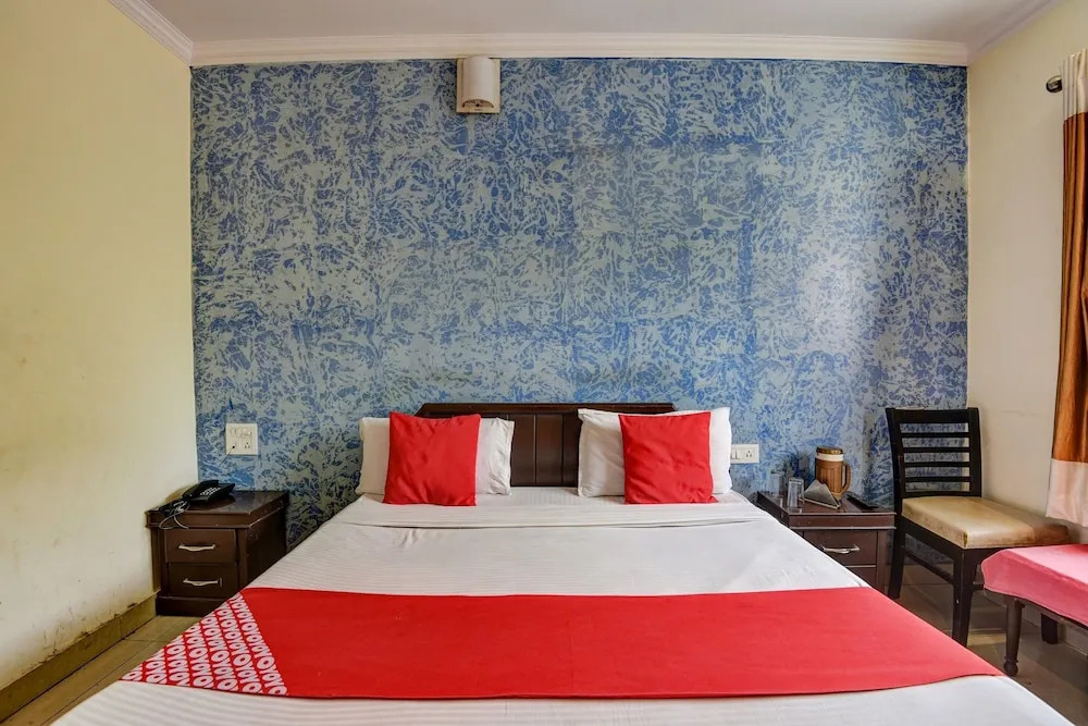 Hotel Ess Kay by OYO