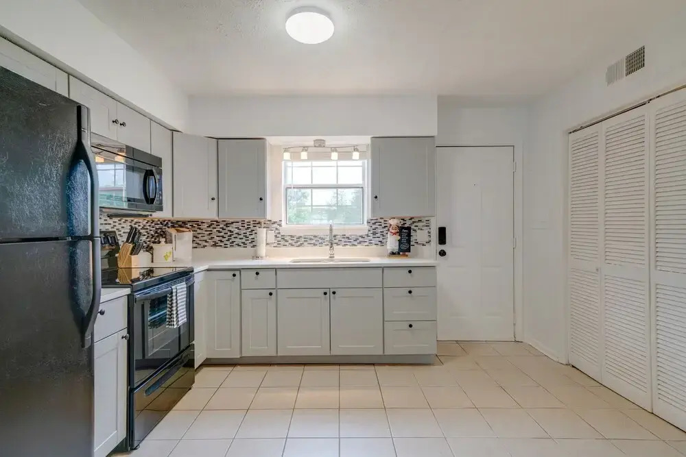 Boho Chic 2BD Walk to Shelby Park and Restaurants!