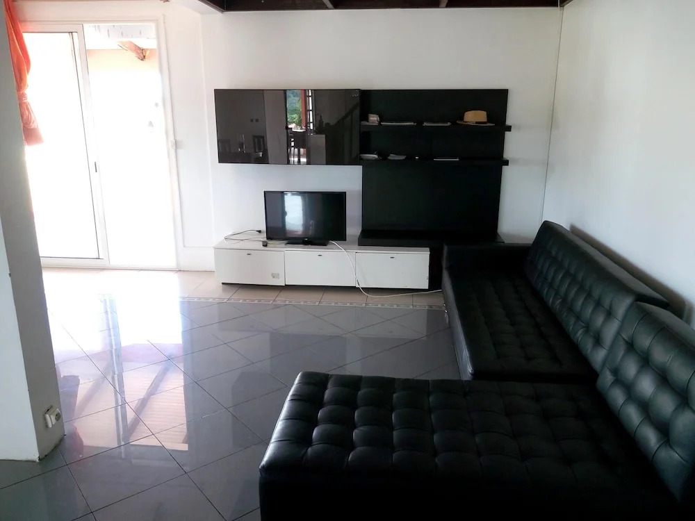 Apartment With 4 Bedrooms in Le Robert, With Wonderful sea View, Pool