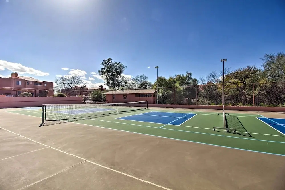 3 Mi to Sabino Canyon: Condo w/ Resort Perks!