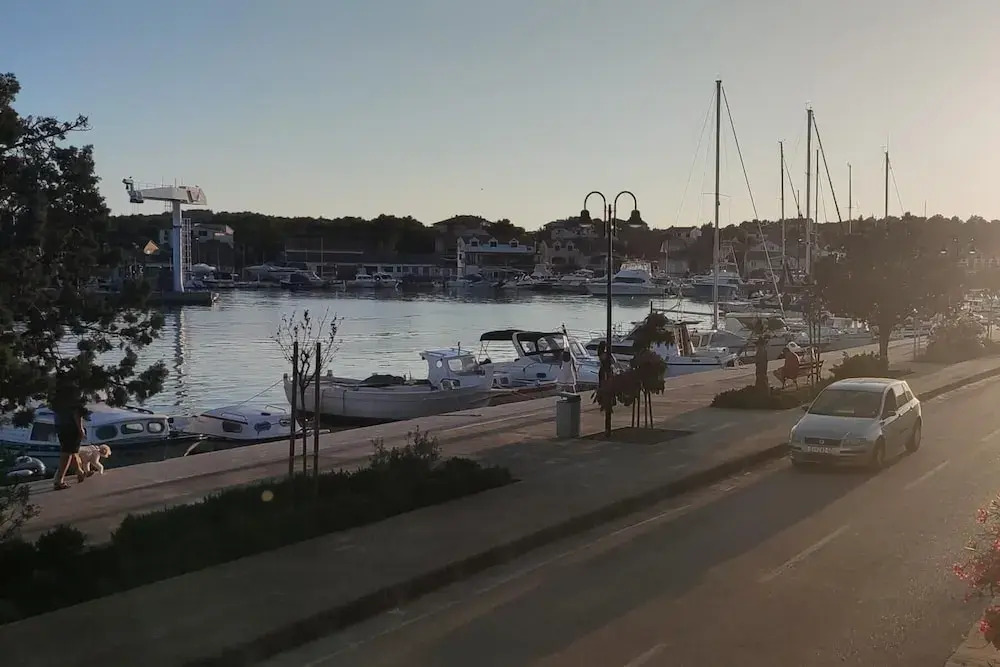 Stunning 2-bed House in Jezera With Sea Views