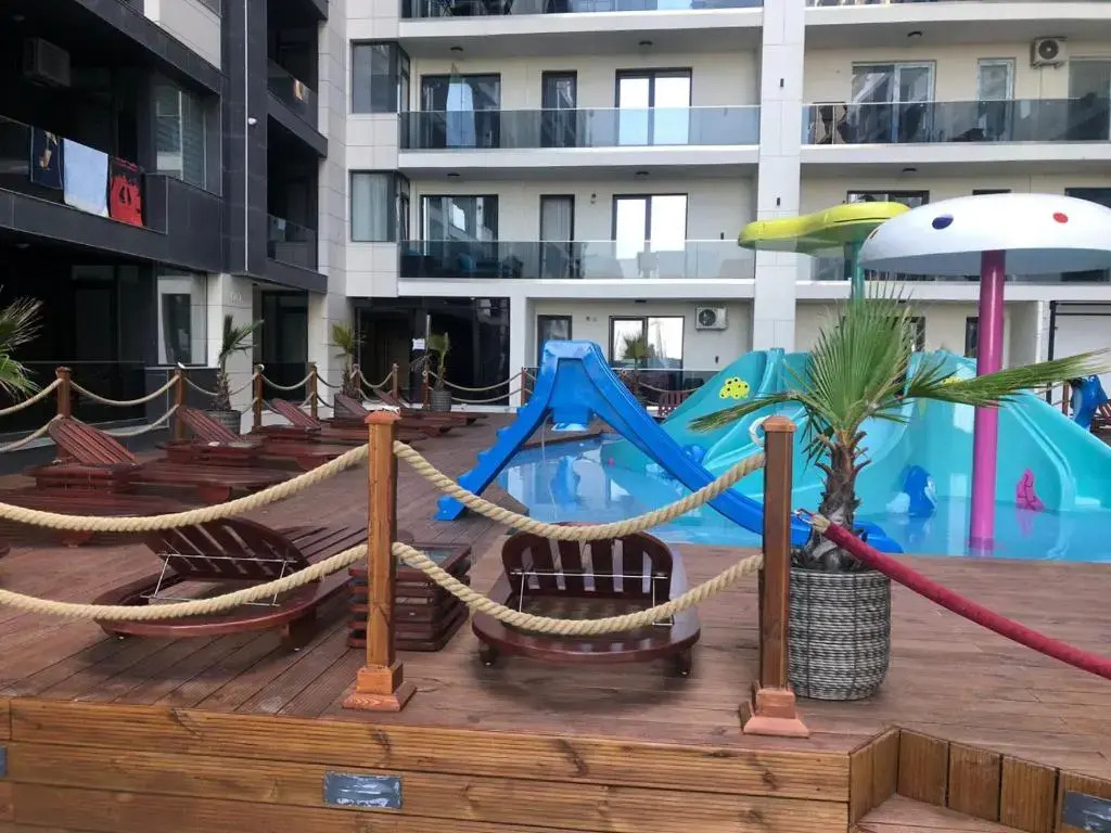 AZIMUTH Hotel by Building Stefan - Hotel Building Stefan Resort I Sud