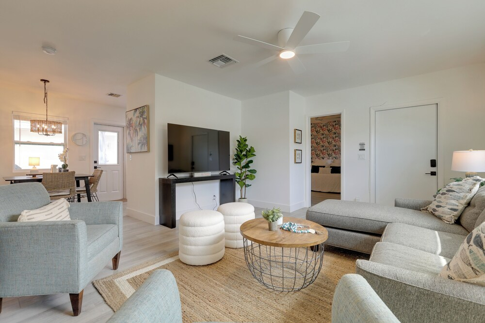 Intracoastal Getaway! North Palm Beach Apartment
