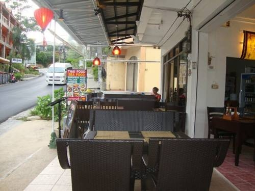 Gaeng Phet Restaurant & Guesthouse