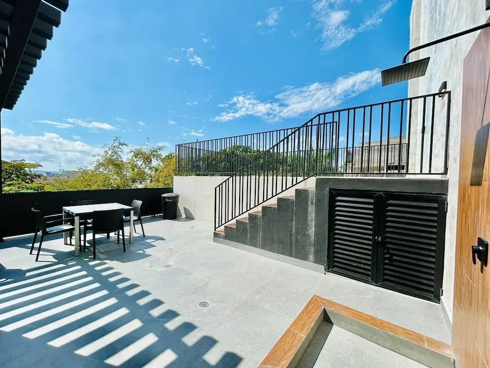 Cipres Apartments
