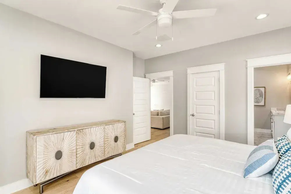 Sunfish Elegance by Avantstay Beach Access at an Indoor/outdoor Paradise